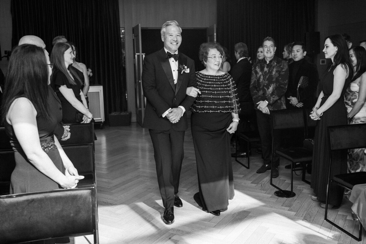 515-Shangri-La-Hotel-Toronto-Canada-Christopher-Edward-Wedding-10