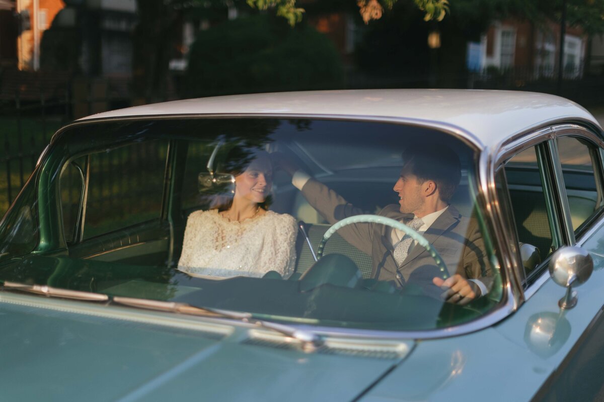 Chloe Parker Photography Heartfelt Wedding Photographer in Virginia — Wedding Photos 48