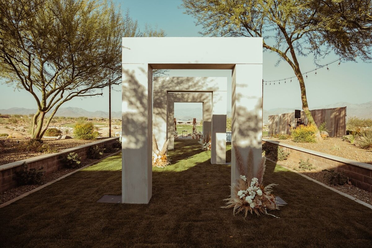 wedding_ceremony_ideas_arches