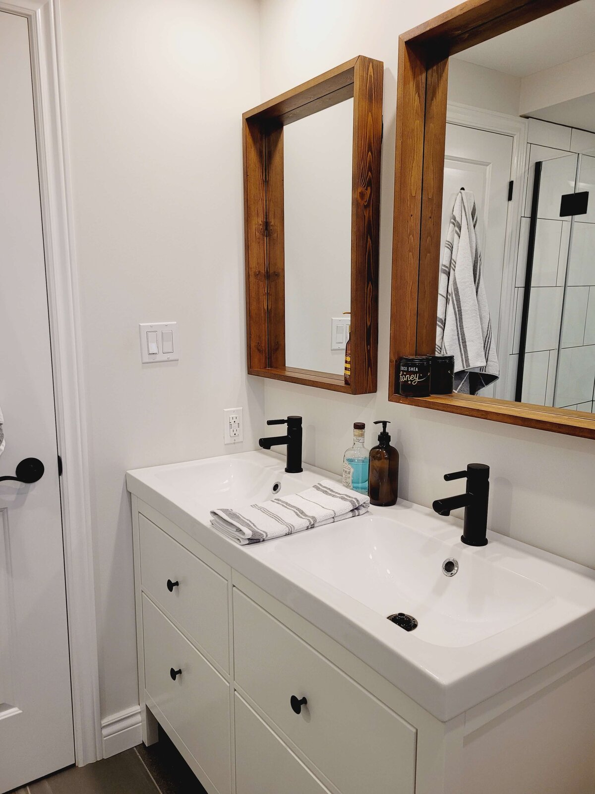 Bathroom-Organization-Services-Niagara-11