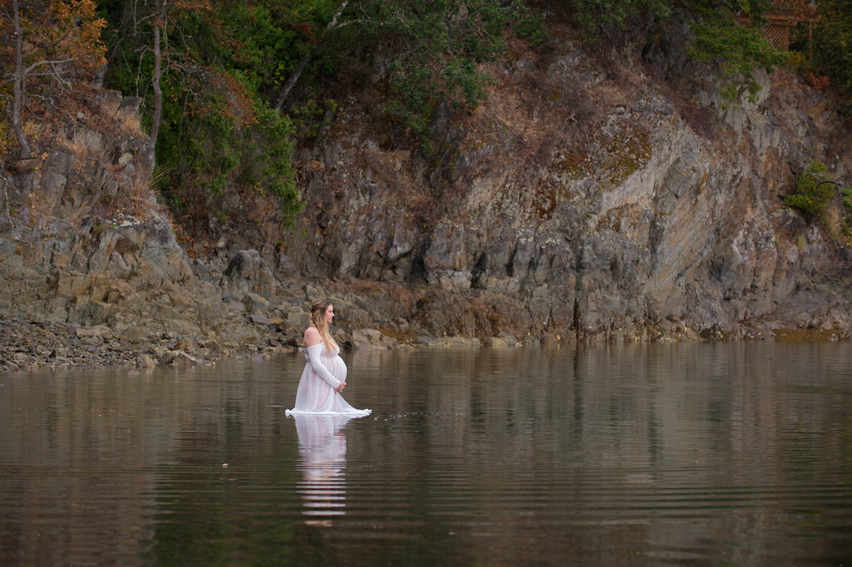 Kelowna Okanagan Maternity Photography Suzanne Le Stage-2