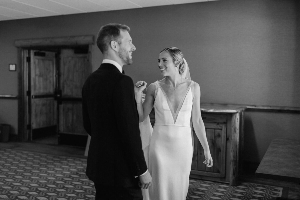 sunriver-resort-bend-oregon-wedding-012