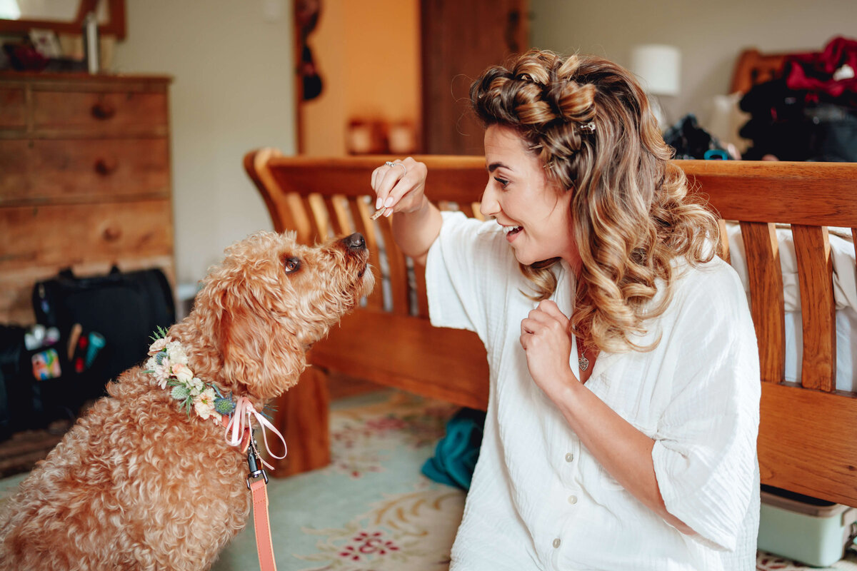 Issy-and-Bella-Floral-Design-Wedding-Florist-Herefordshire-Haybarn-House-J-L9