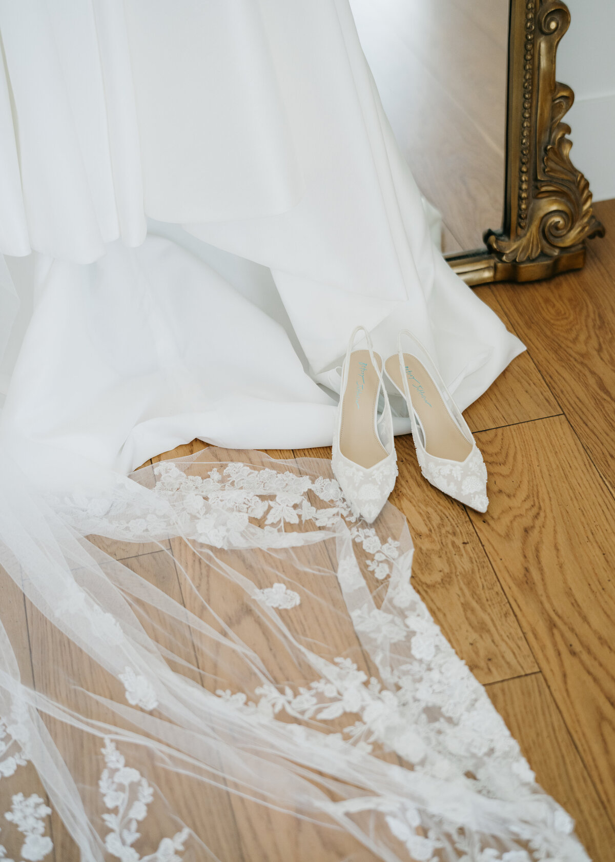 20251003_Wedding_TheSteens_Details-55