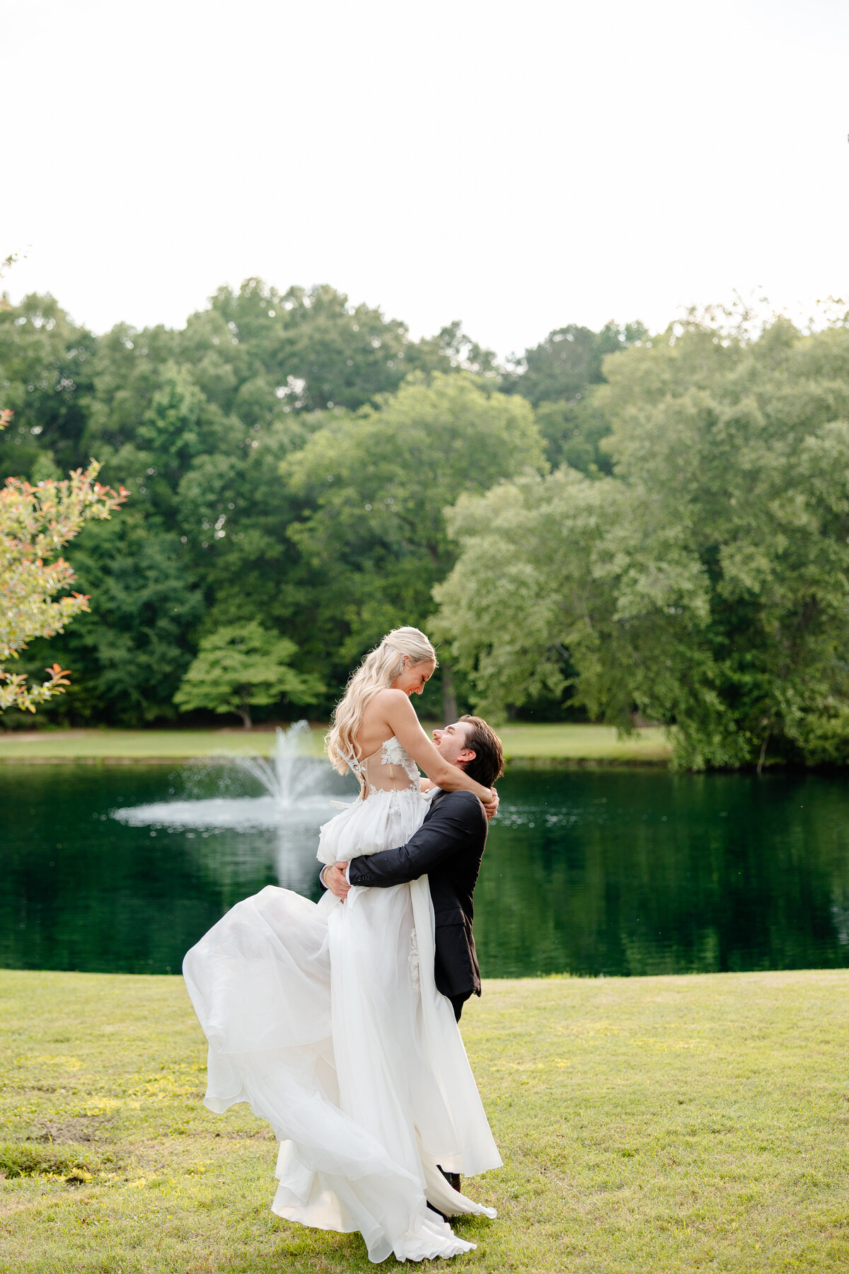 Colorful-Wedding-Images-in-NC-57
