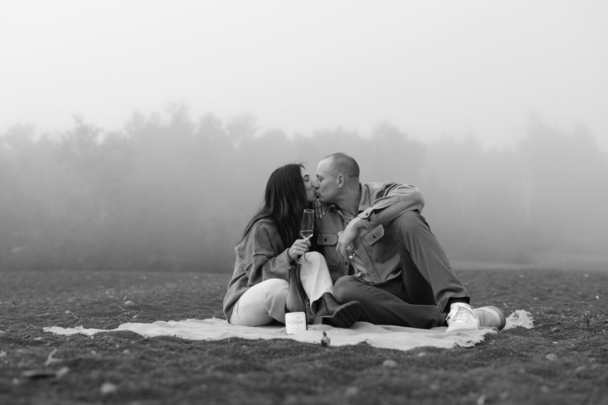 DuluthEngagement_B+W_FlowEventGroup-61