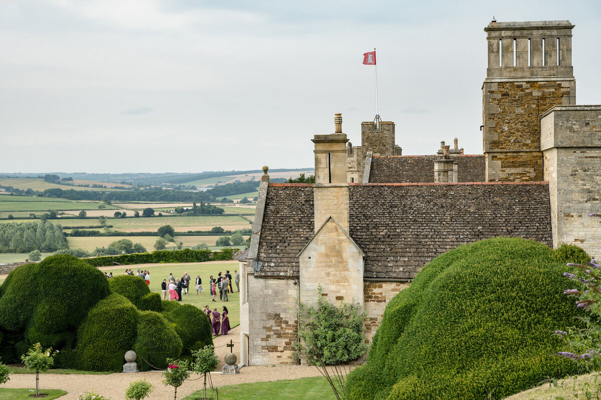 Rockingham-Castle-wedding-photography-1073
