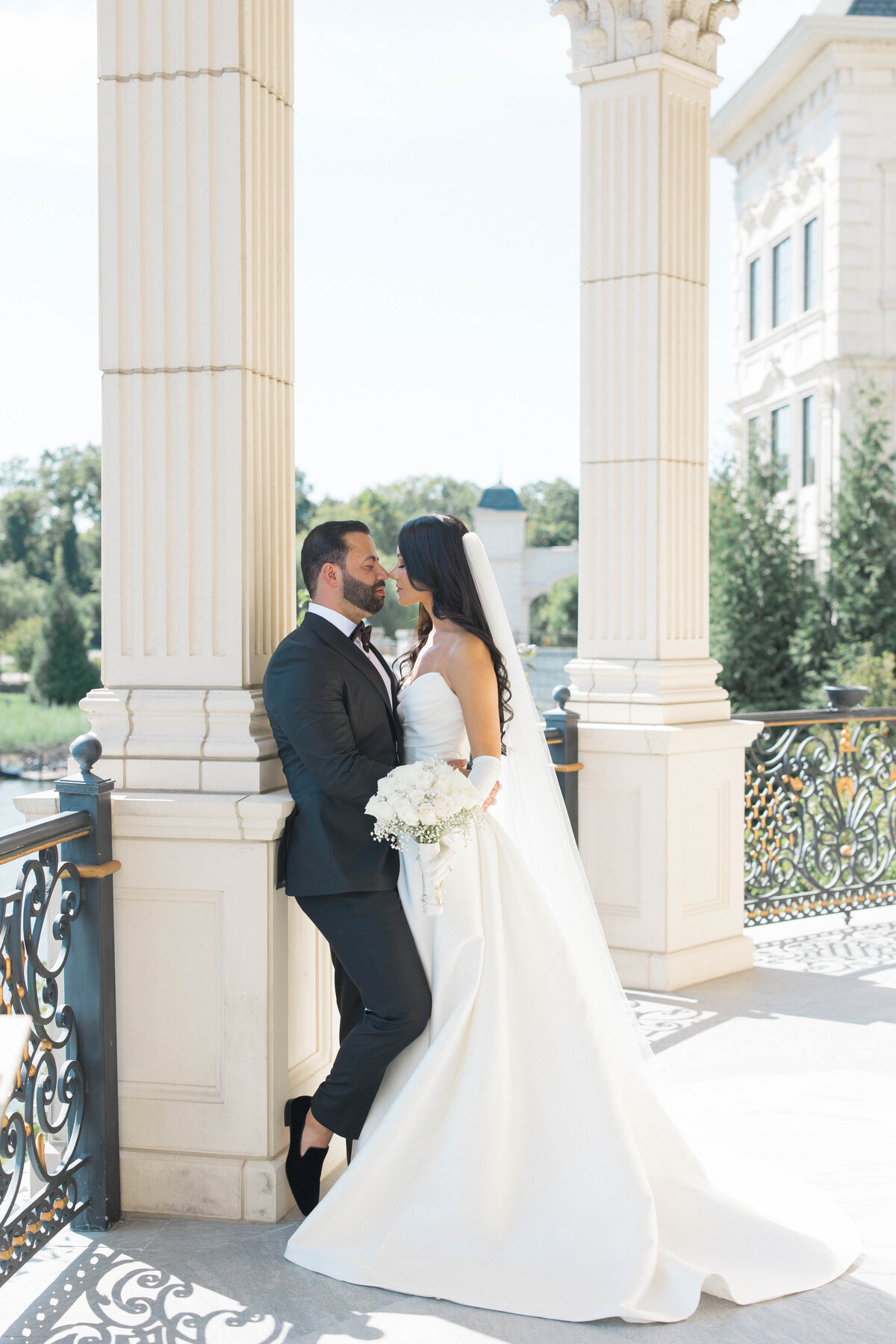 Molly Sue Photography New Jersey + East Coast Wedding Photographer Romantic Imagery Engagement Lifestyle Heirloom Wedding Albums611
