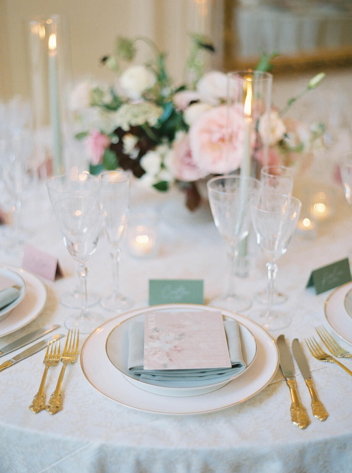 lili-chris-french-inspired-place-setting-springvale-floral