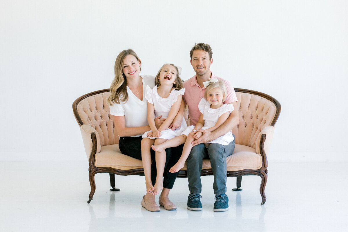 Lumen Room Heirloom Family Shoot | Sami Kathryn Photography | Dallas Portrait Photographer-104