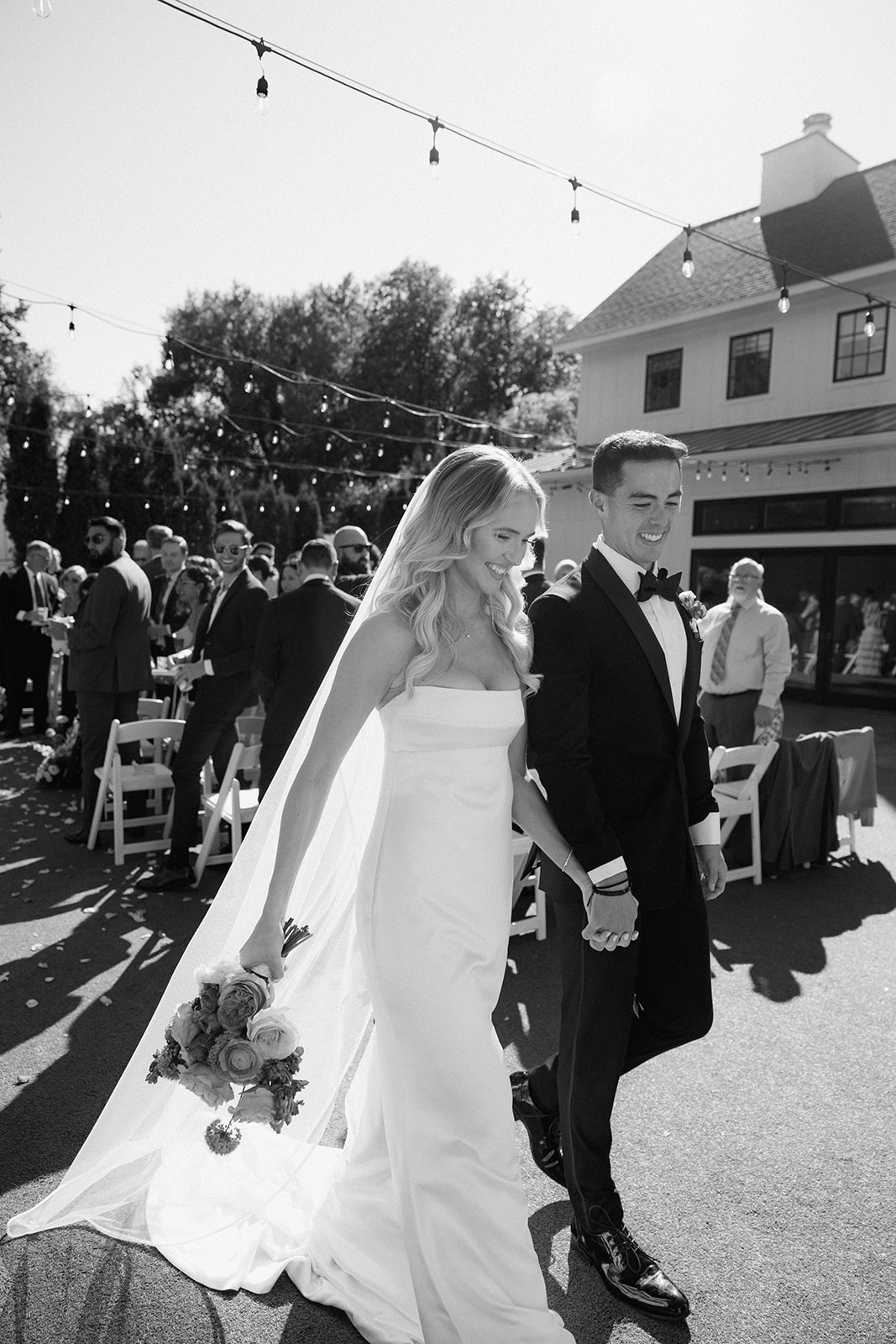 Minnesota wedding photographer capturing playful, true-to-life love stories across Minneapolis, St. Paul & Duluth. Relaxed, timeless photos for real couples.