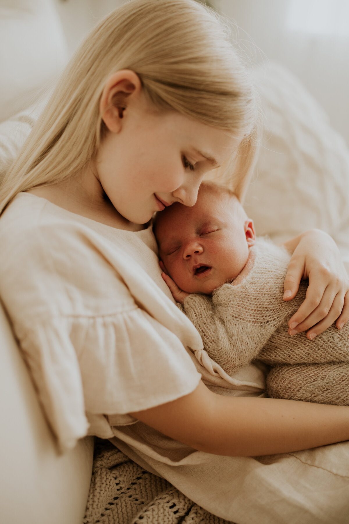 Red Deer Newborn Baby Photographer 138