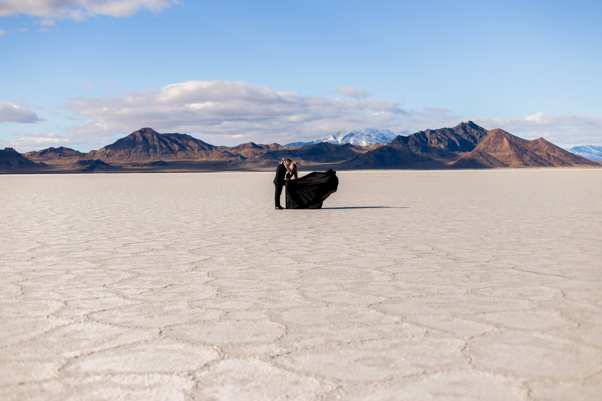 utah-salt-flats-elopement-02