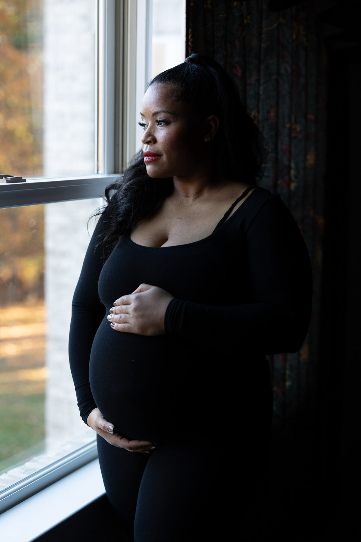 silhouette-maternity-photos-in-home-photos-leesburg-21