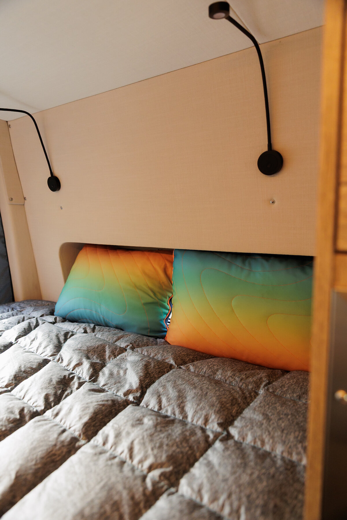 3_SummitSeeker_251013_BMV_#125_SlowFastcreative_1701