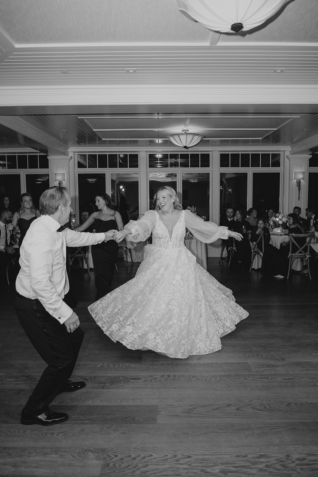 ANDREA-NICK-FALL-PECONIC-BAY-YACHT-CLUB-WEDDING_PHOTOS_BY_MARIA_B_LUNG_1235