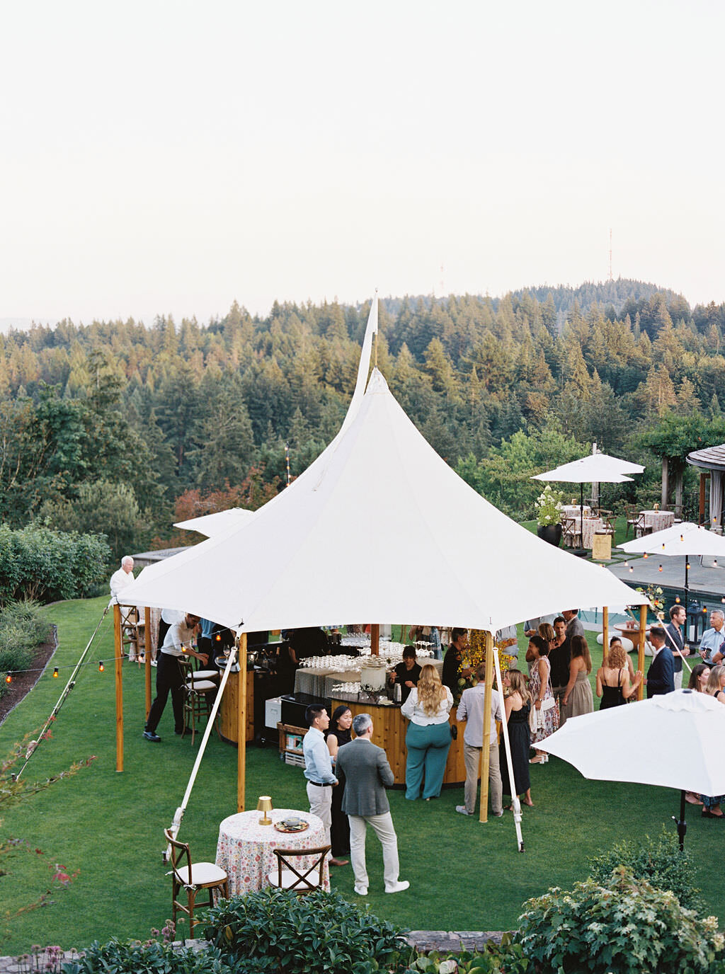 Portland-Oregon-wedding-welcome-party-32058_09