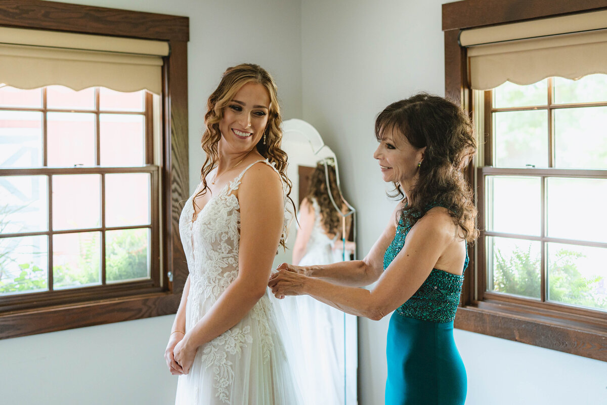 Getting Ready (41 of 108)