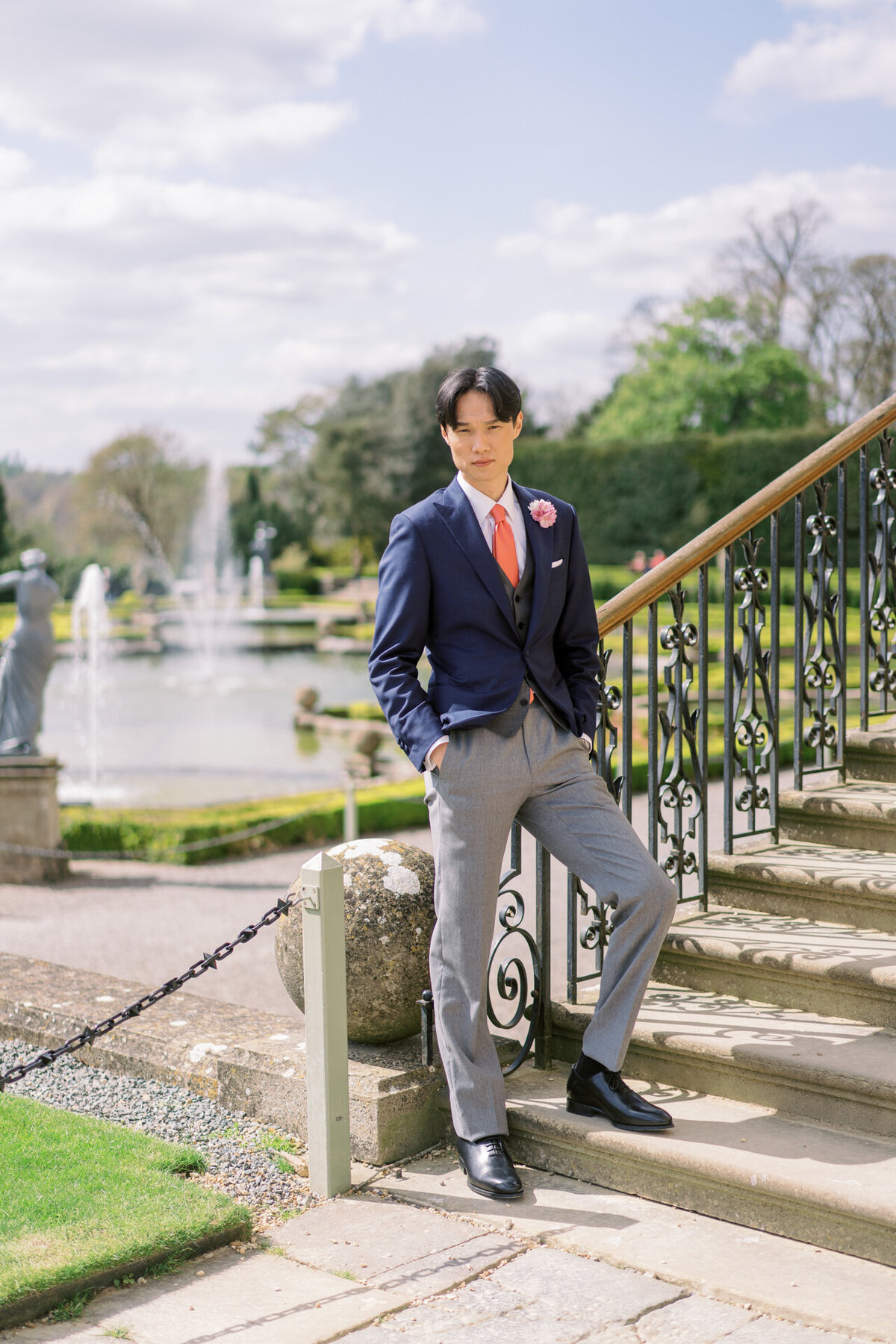 groom portrait at blenheim palace