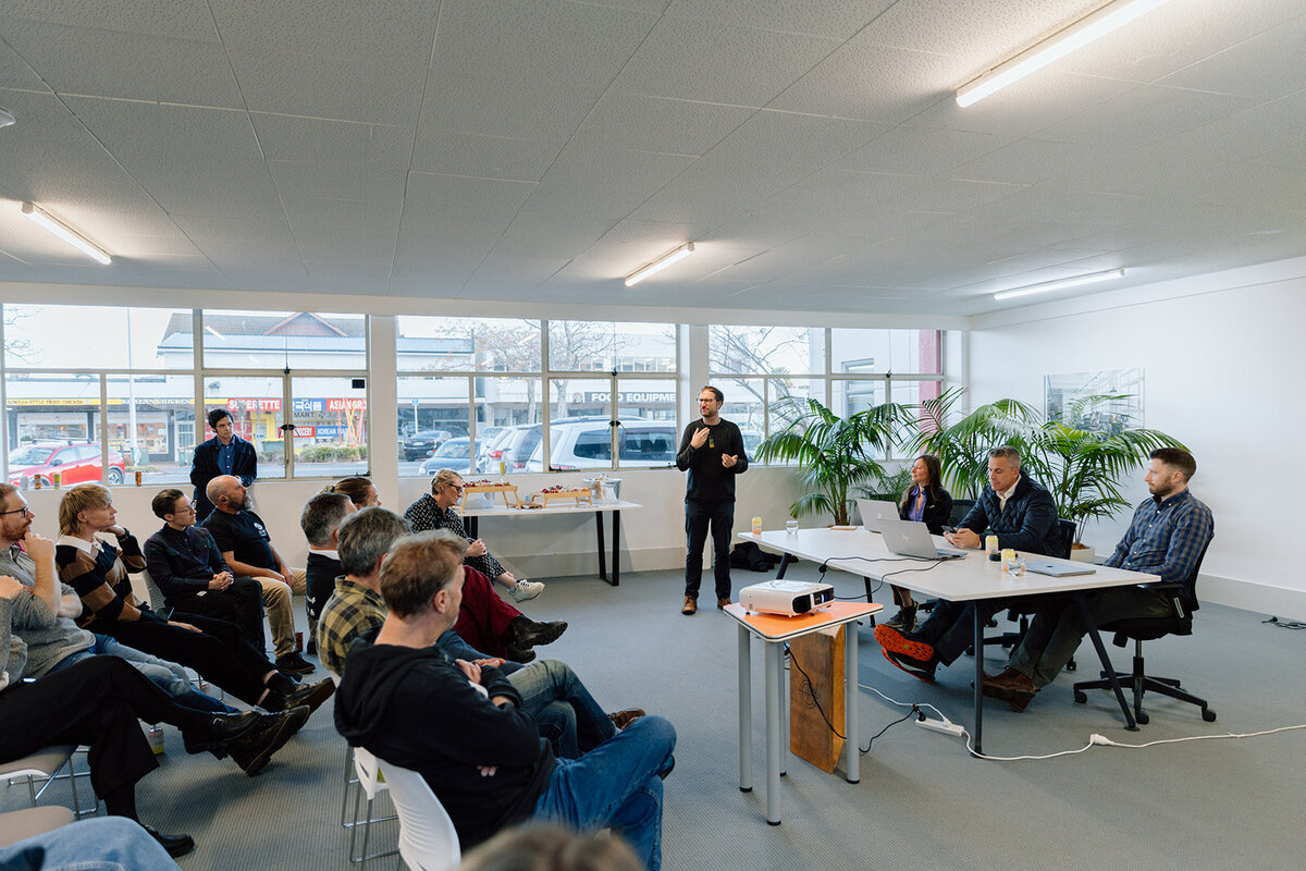 Tech Connect Sept-0896