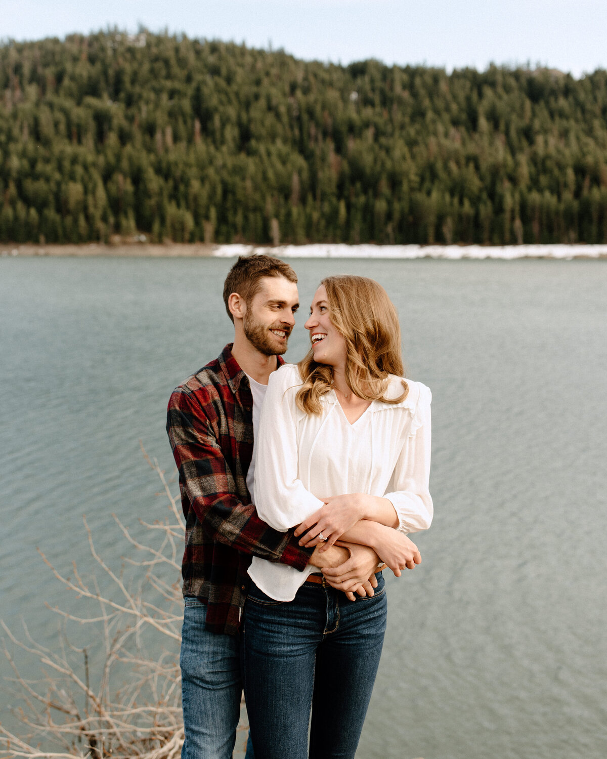spring_cascades_washington_engagement_session_1