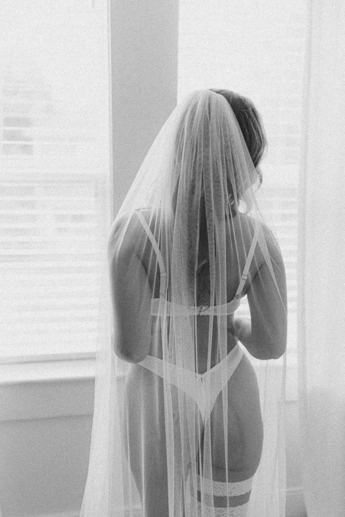 audra-jones-photography-virginia-fine-art-bridal-boudoir-bailey-79