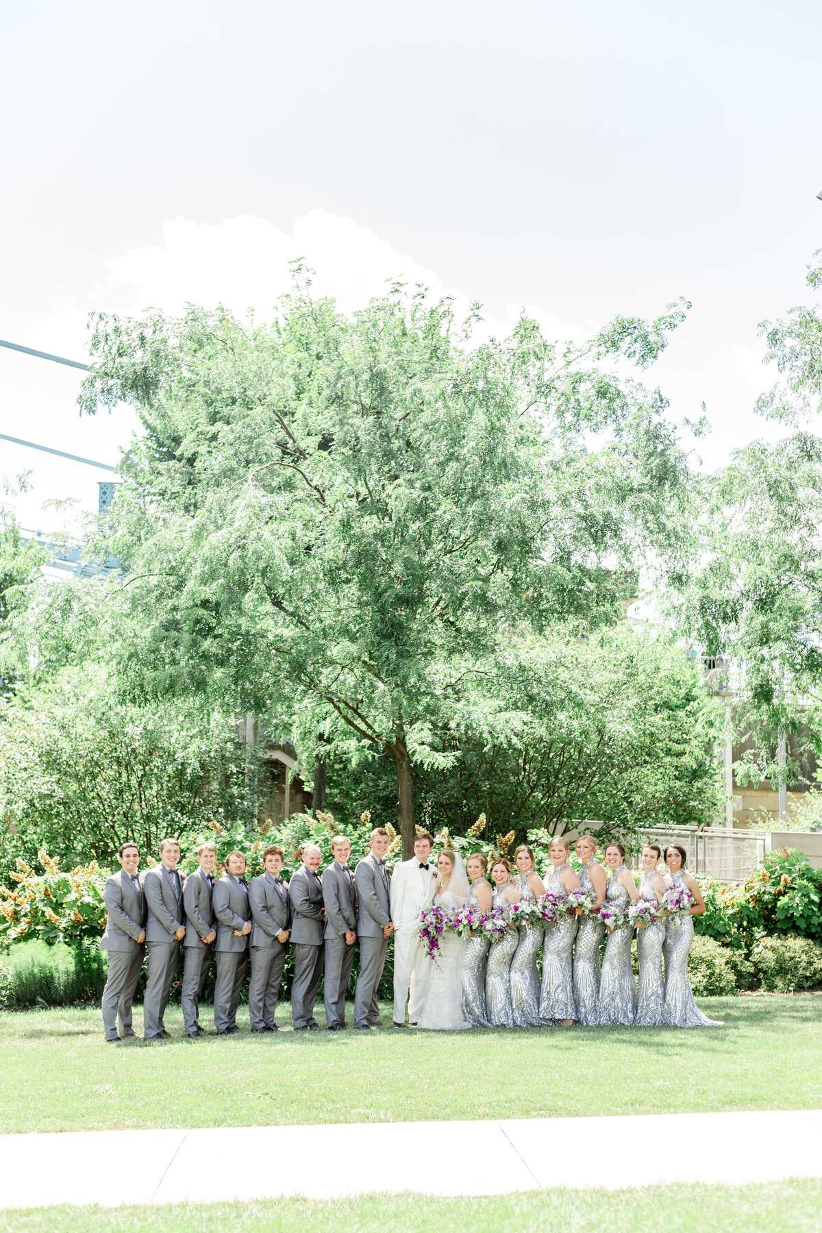 Classic-Bridal-Party-photos-from-wedding-in-Midwest-Bethany-Lane-Photography-2