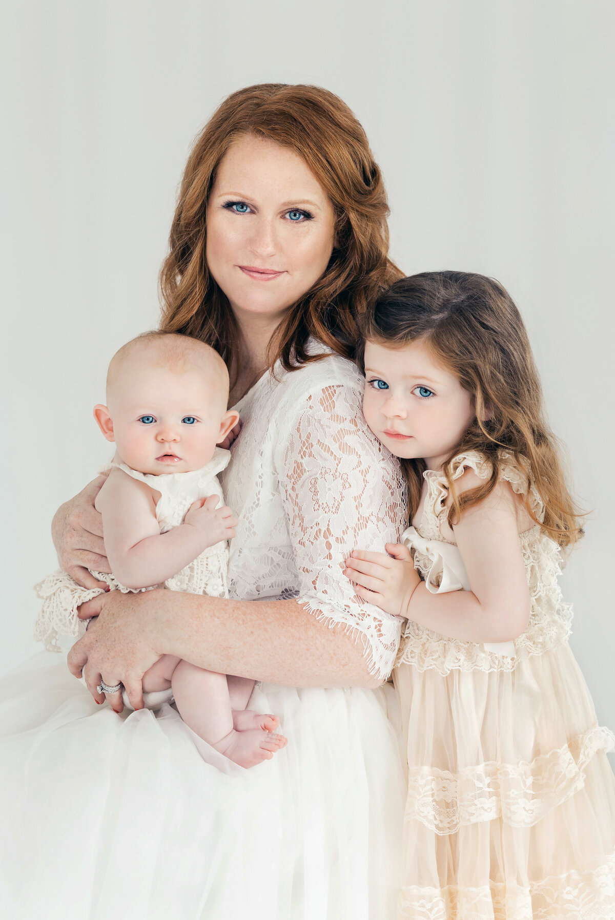 Mother and her children get portraits taken at NJ photo studio in Mount Holly