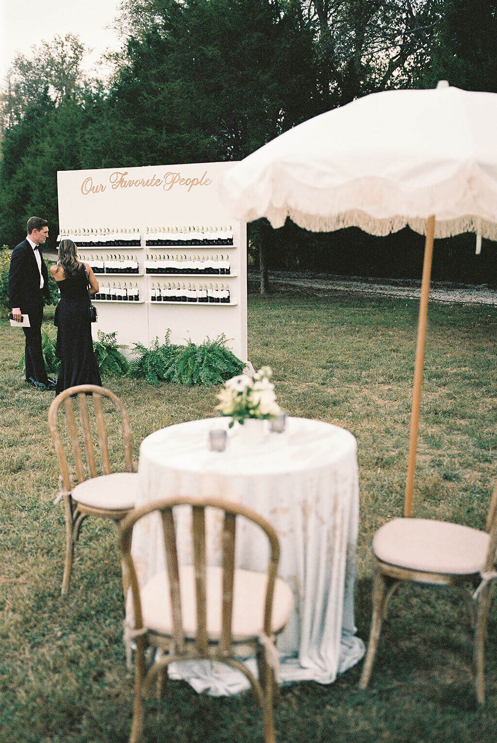 31.elegant-barn-wedding-greenery-gold-modern-vintage-events-southall-meadows