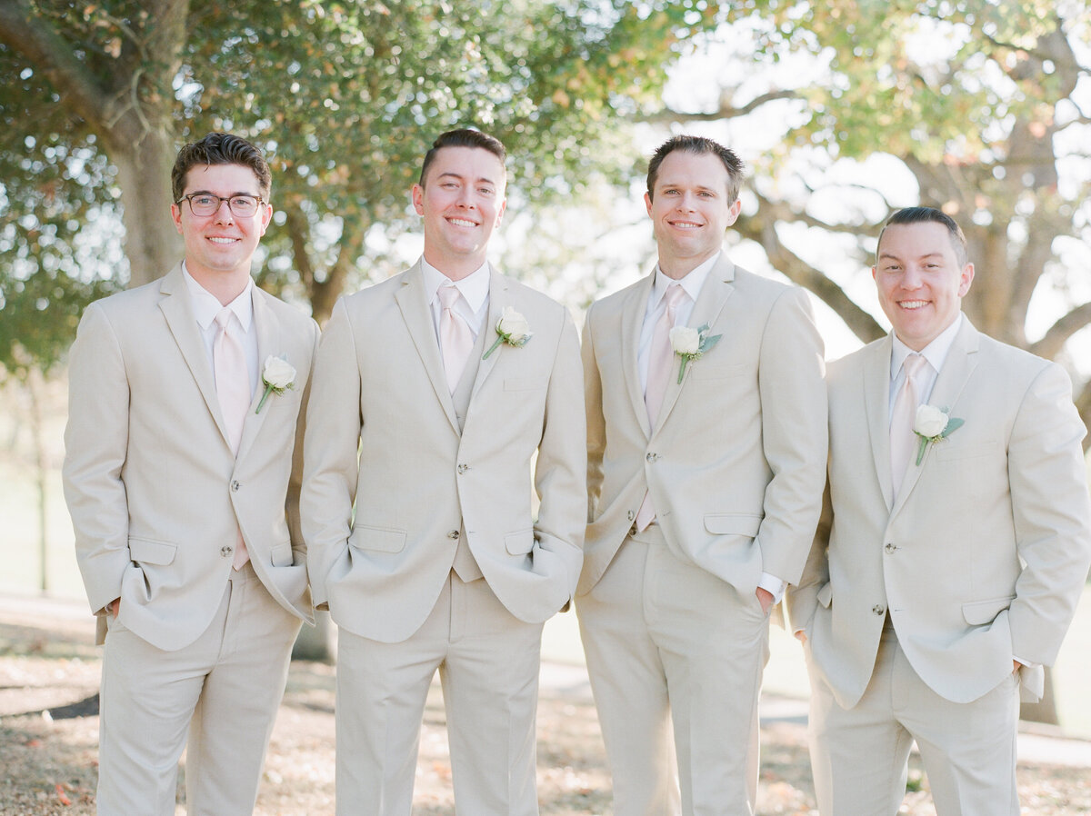 Dana + Nick Sneaks-1007