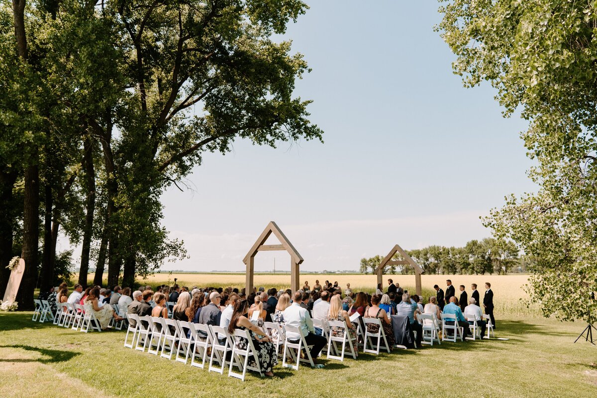 evergreen_weddings_co_canada_wedding_planner_designer_ottawa_winnipeg_toronto_full_service_wedding_planning_management_coordination_coordinating_design_services_designer_luxury_high_end_175