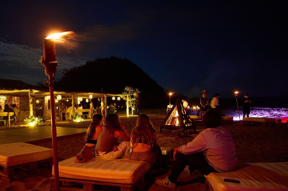 7.Careyes-Mexico-Restaurants-Casa-de-Nada-Fiesta-Tucane-04