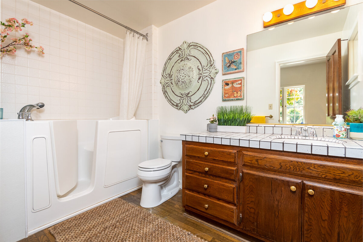 GYP_832 Highland Dr_034_MLS