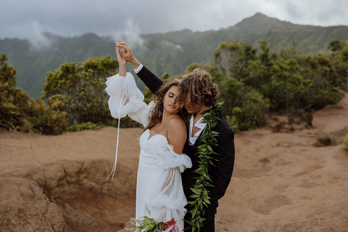 Kauai Elopement Photographer