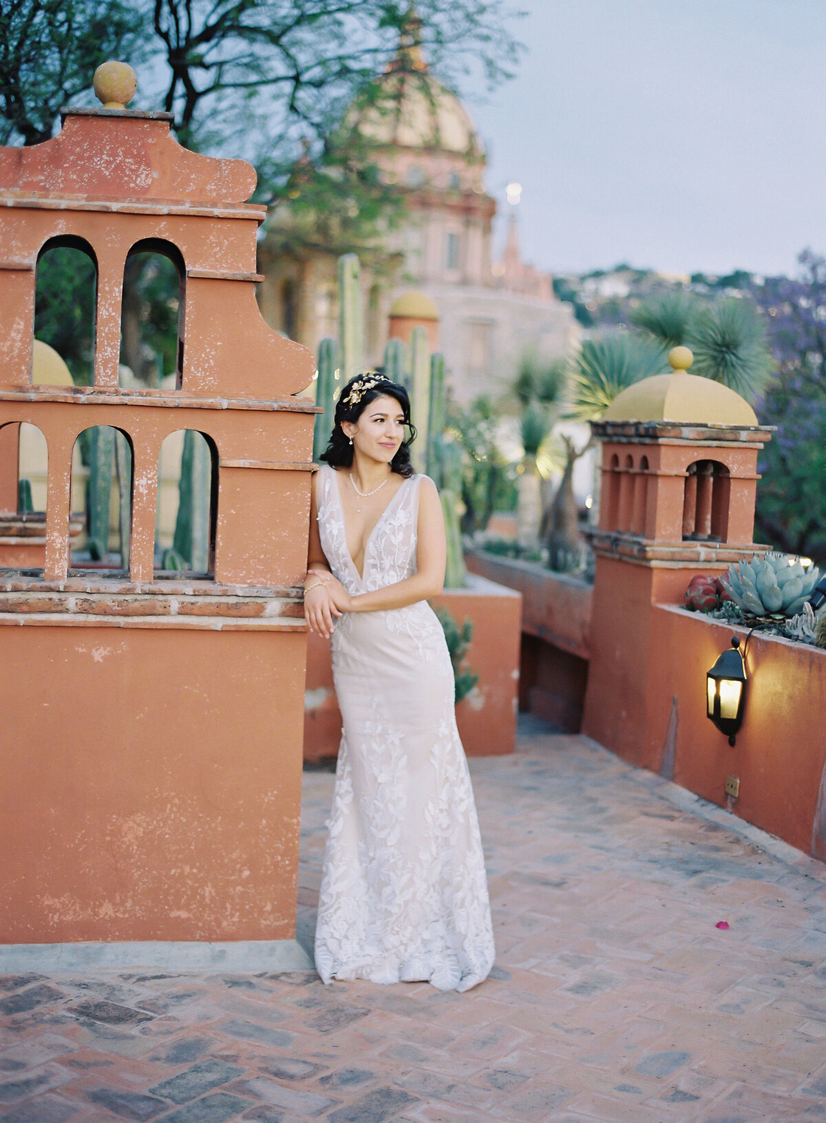 Vicki Grafton Photography Casa Hyder San Miguel de Allende Mexico Luxury Fine aRT Film Wedding Martha Stewart Bride Destination Modern Luxury187