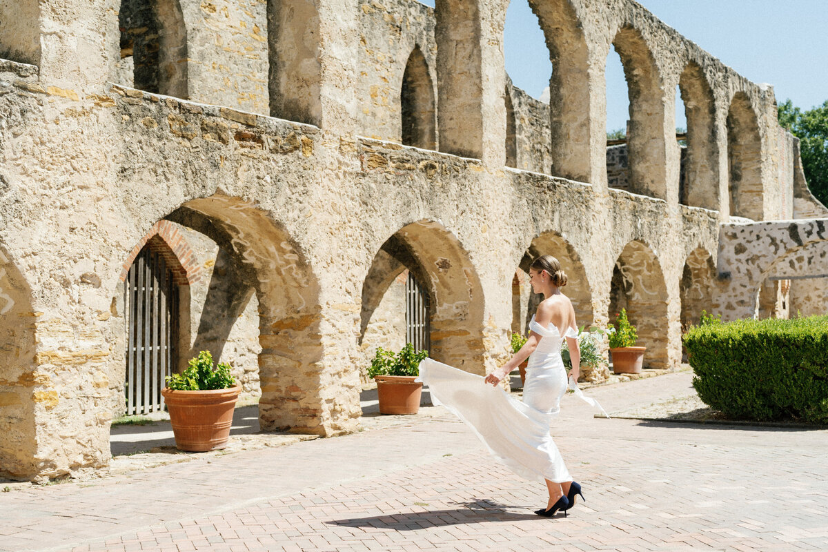 Austin-Wedding-Photographer-Faith-and-Fire-Photos-49