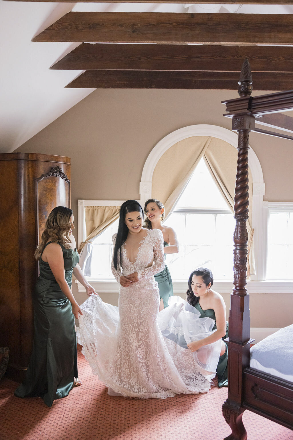 036 - Diana&Miguel-HundredsofMoments-GettingReady0593-230506-63