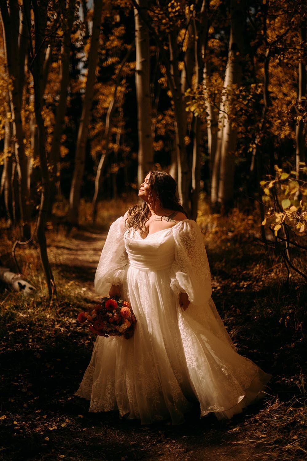 Savanna&Carter_WeddingDay_ KiKiCreates-192