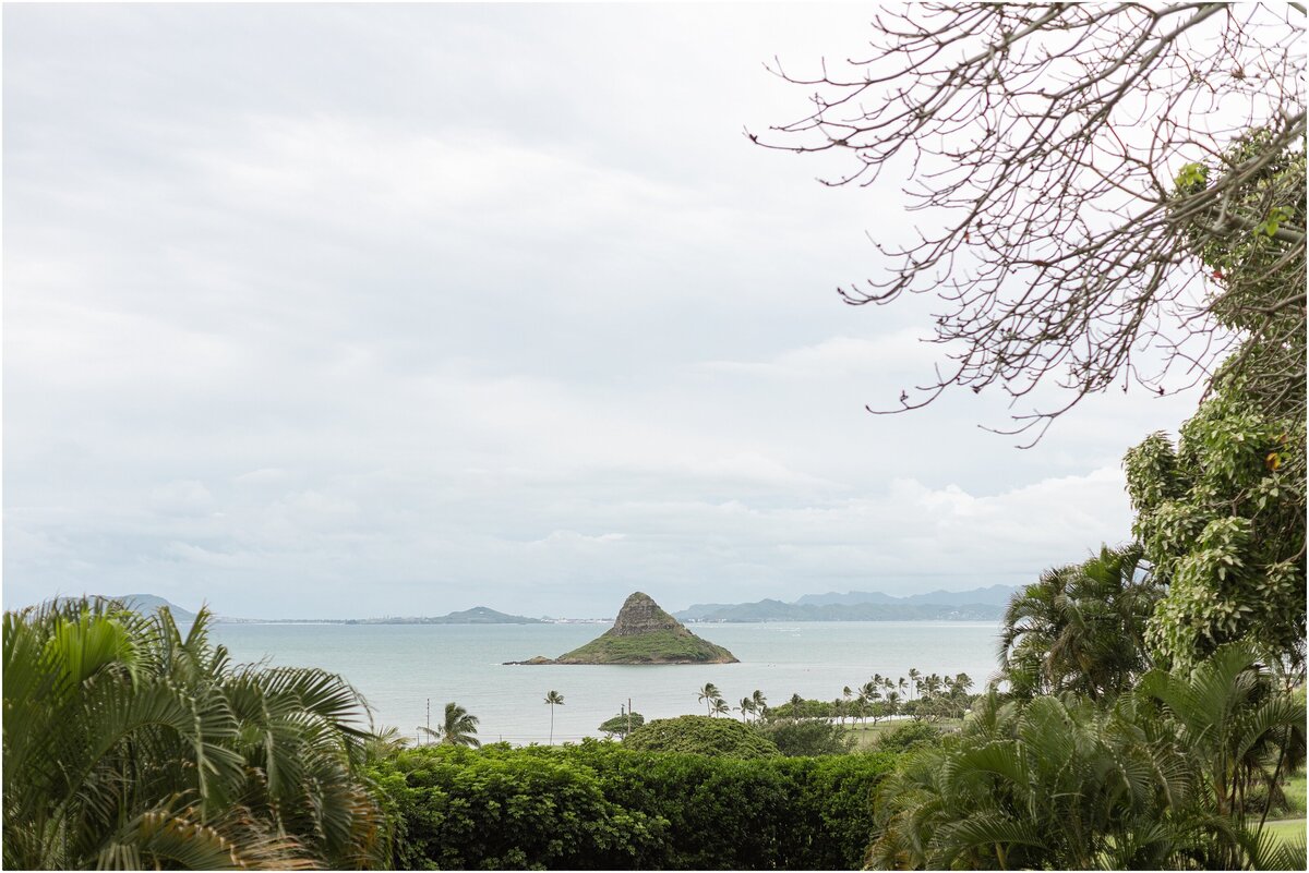 PALIKU-GARDENS-KANEOHE-OAHU-HAWAII-KUALOA-RANCH-WEDDING-9