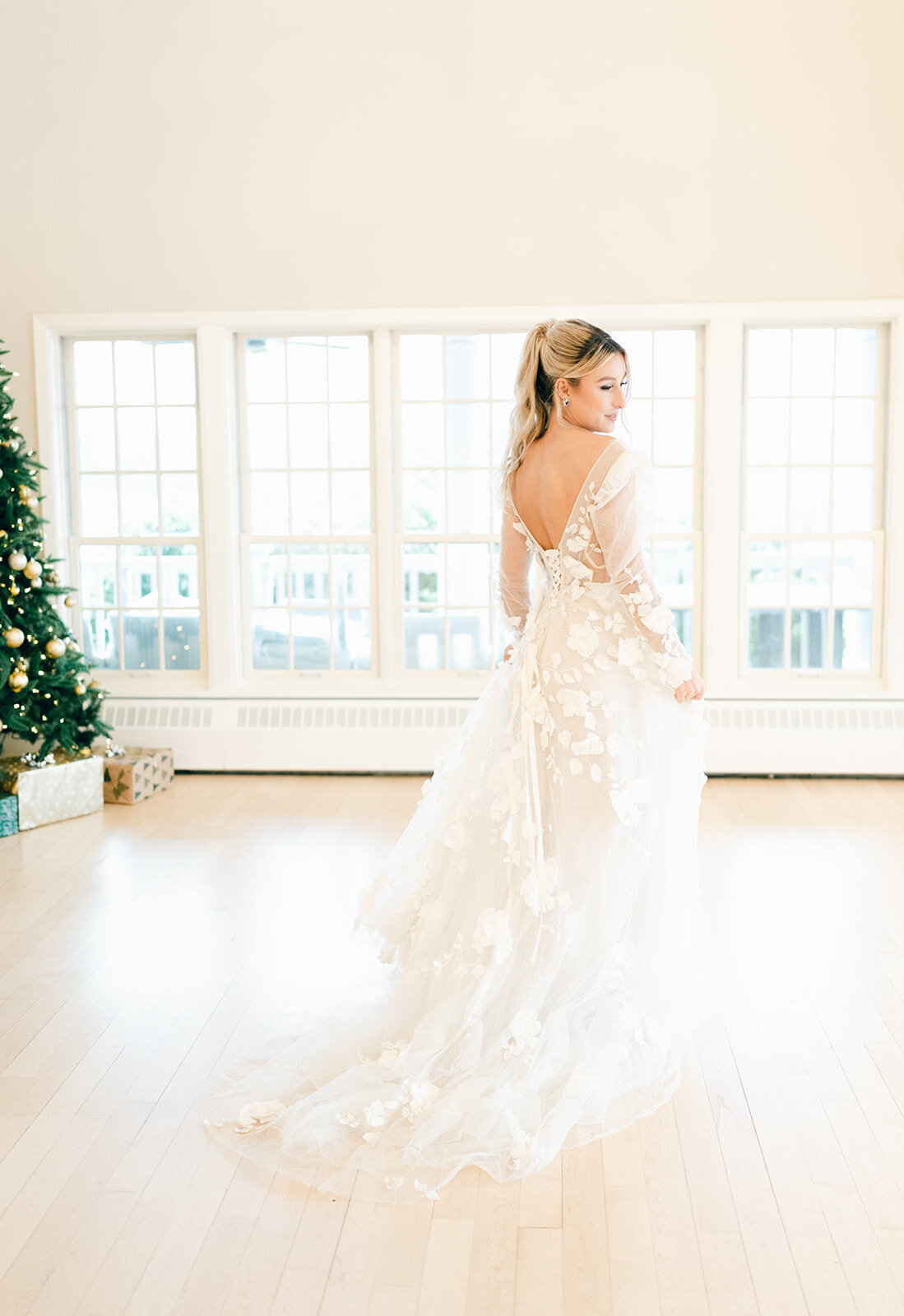 bridal-portraits-at-the-springfield-country-club-ma-9