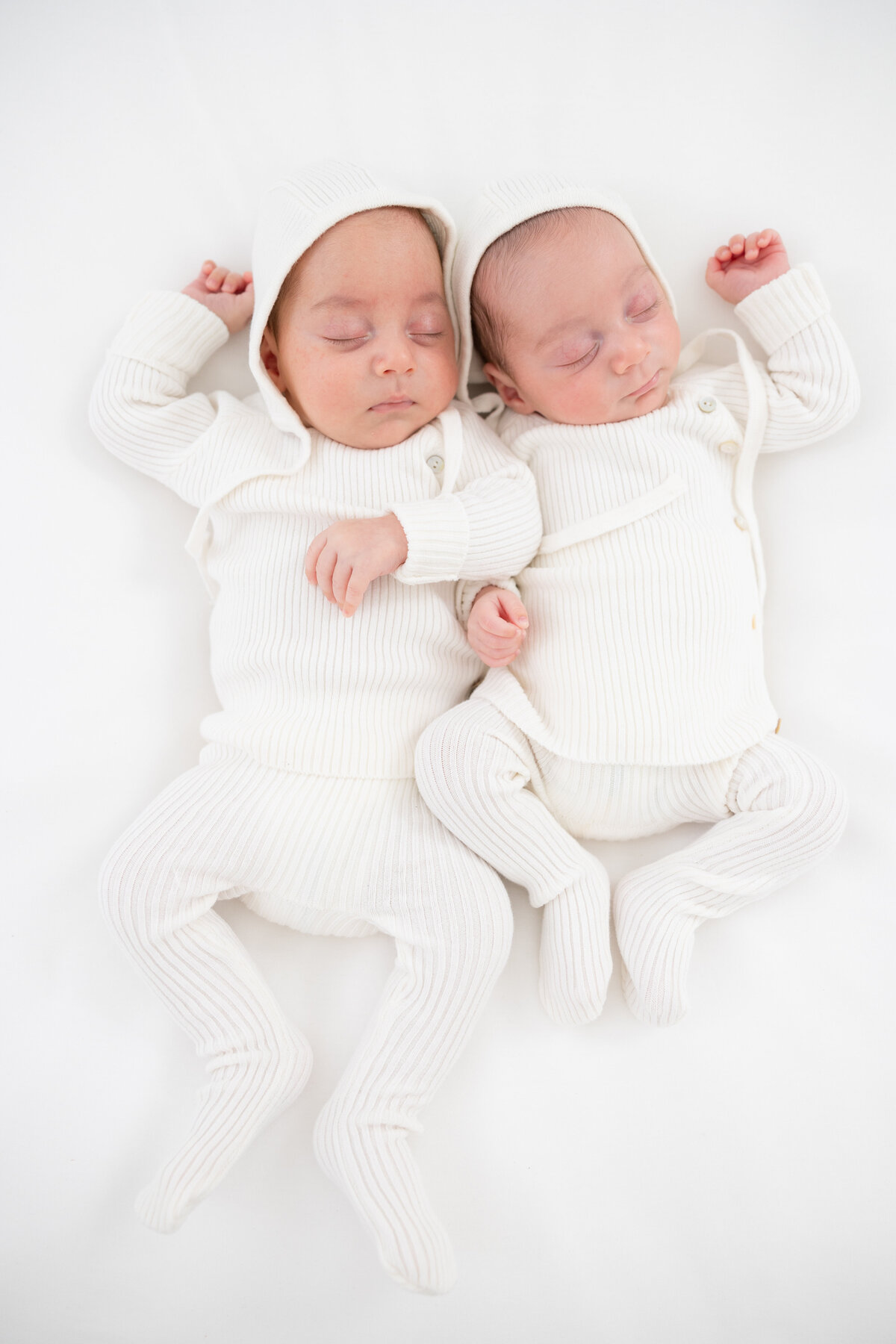 Gavi and Jamie Newborn-87