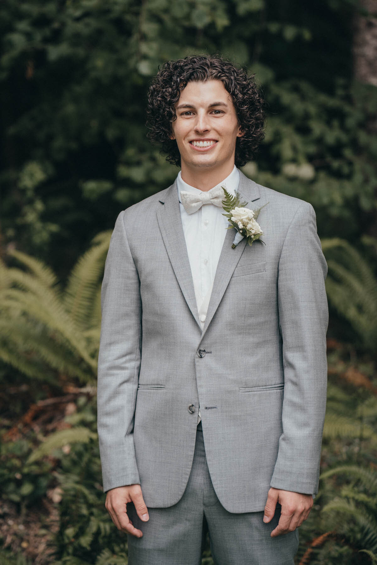 moments-and-mountains-photo-and-film-olympia-lacey-tacoma-wedding-tumwater-JI (100 of 71)
