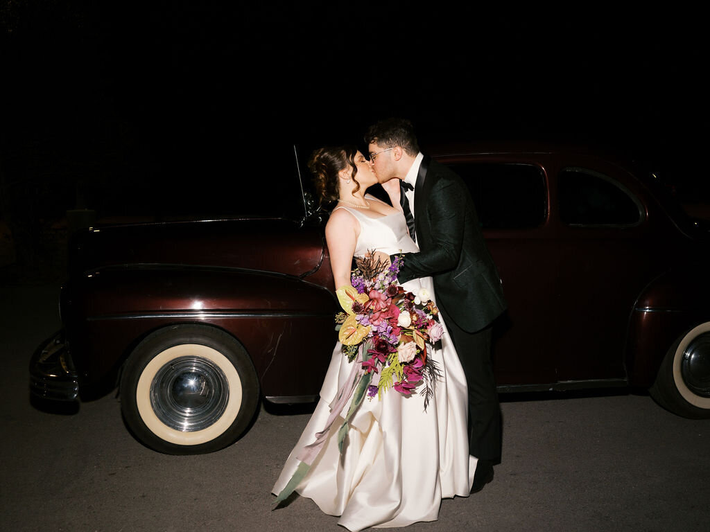 15.Exit-Chelsea&Aaron-AlisonBrookePhotography-12