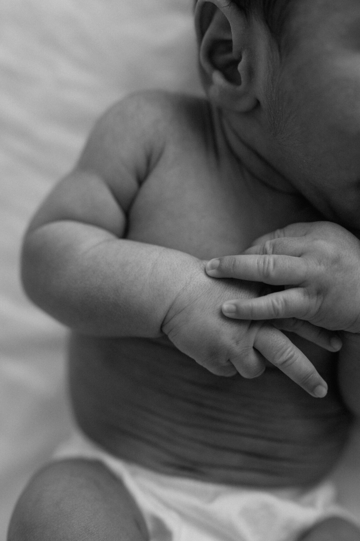 Austin-Lifestyle-Photographer- Maknojia Newborn Story-60