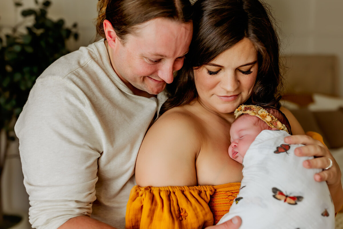 Affordable Lifestyle newborn session in Burleson, TX  | Burleson, TX Newborn Photographer