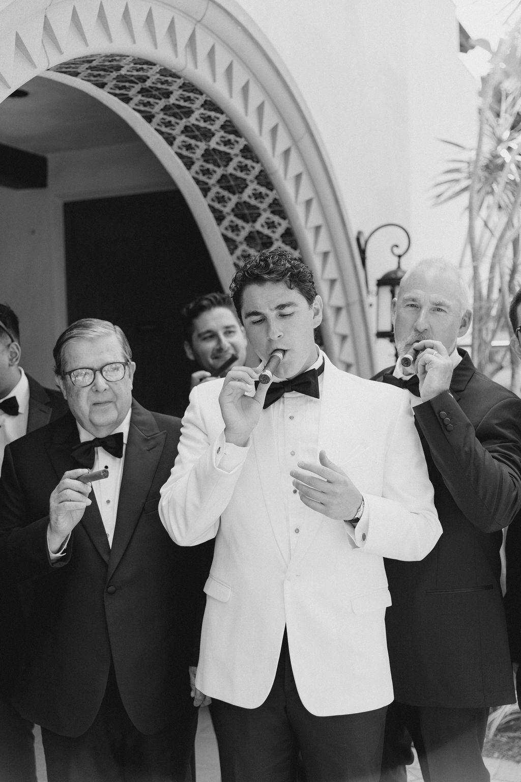 l&s-wedding-preview-bw-thelibbysphotoandfilms-3