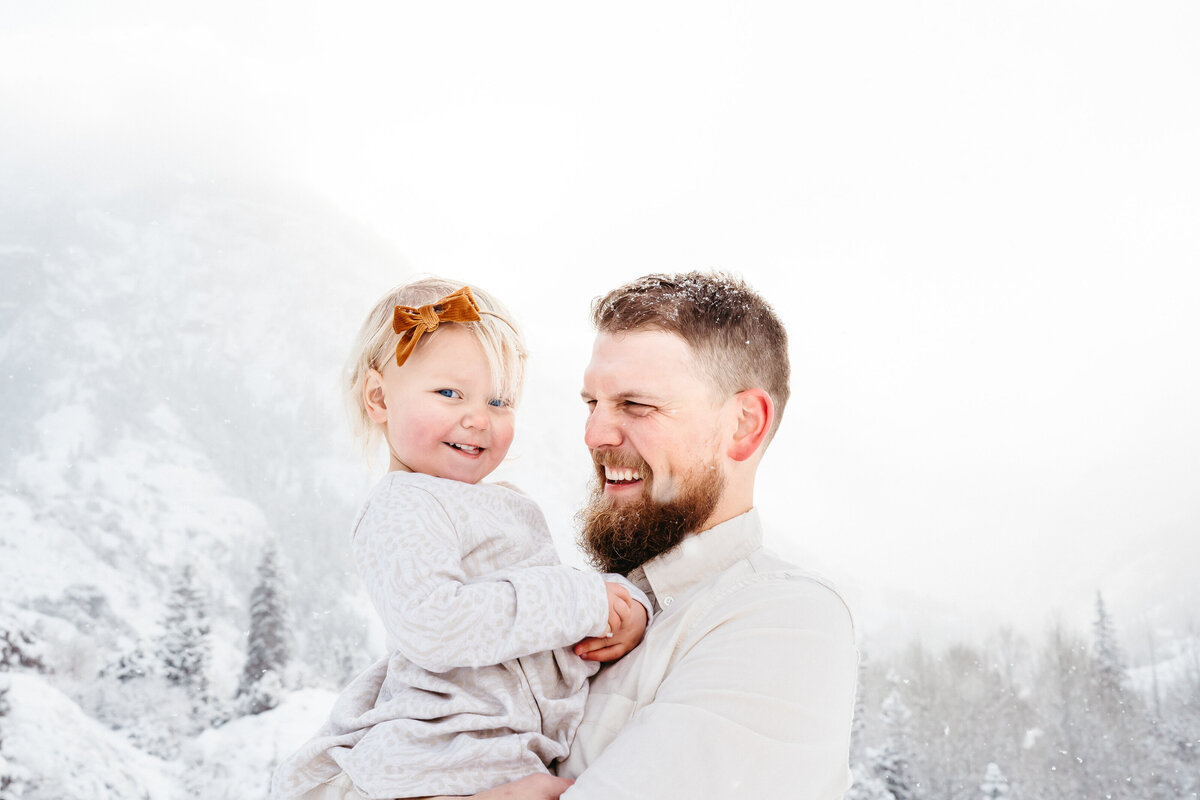 Sam-Murch-Photography-Ouray-Colorado-Winter-Family-Photography-59