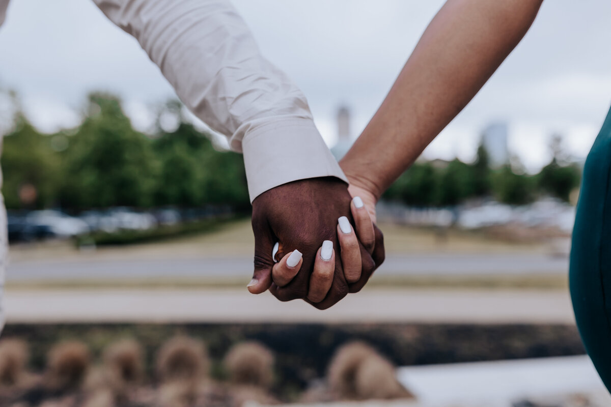 Nashville engagement photographer captures couple holding hands