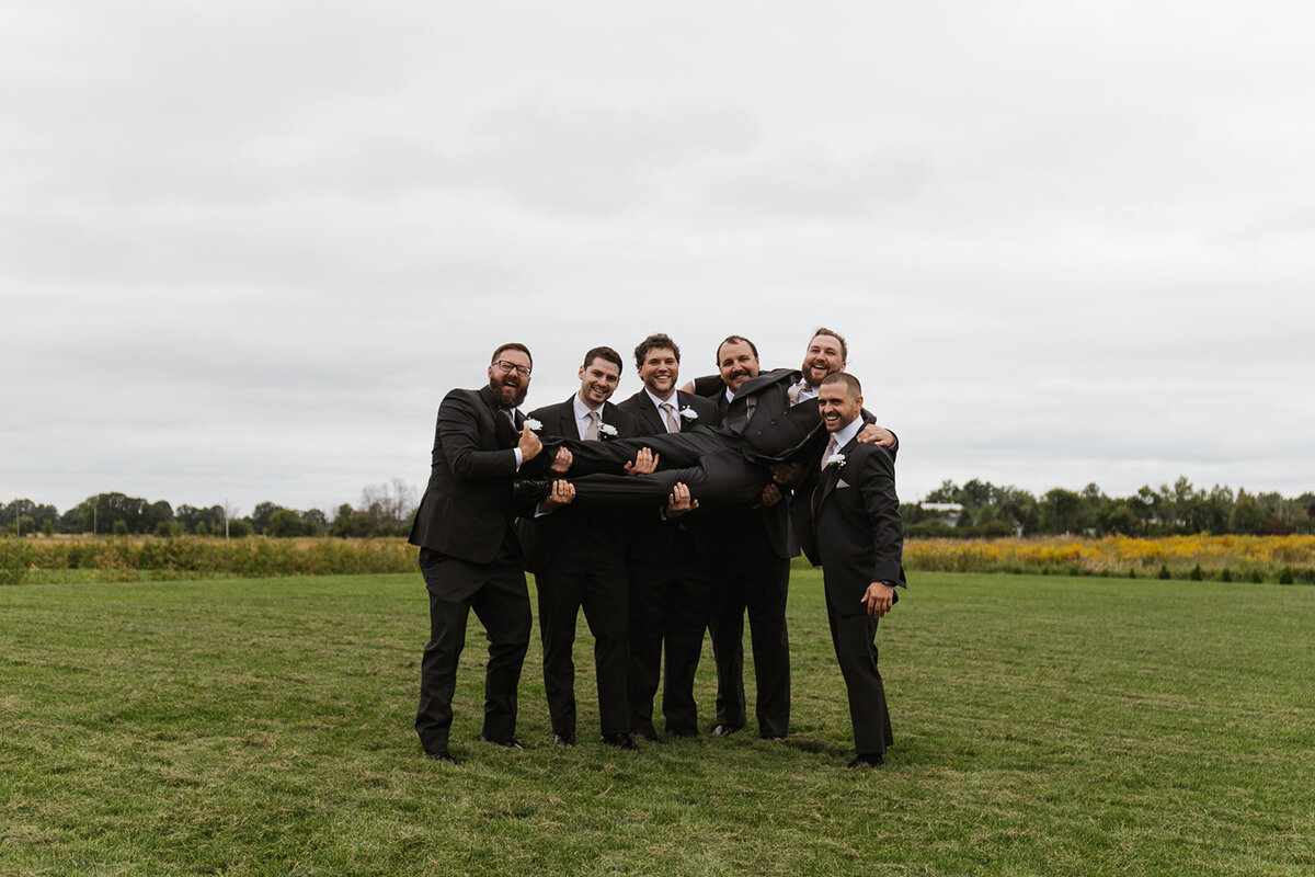 North Saplings Photography - Hunt Farms Wedding in Ottawa14