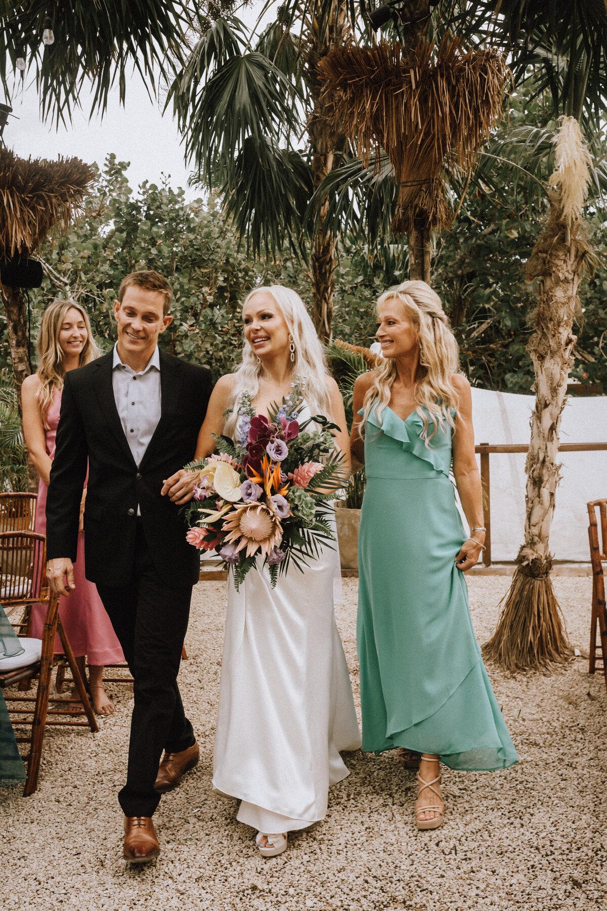 Ambar + Alejandro with Tulum Wedding Photos-02-1042